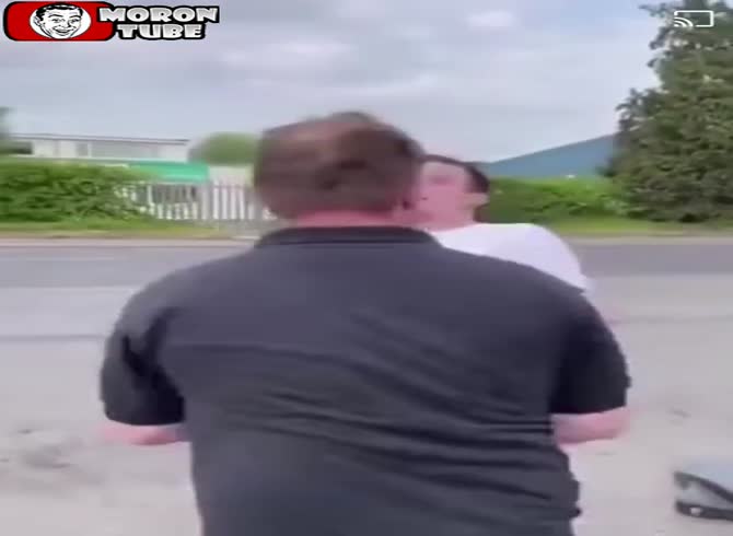Video :When a young person treats someone with Down syndrome disrespectfully, he swiftly comes to regret it!